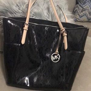 100% Michael Kors bag